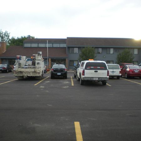 American Motel Waseca Экстерьер фото
