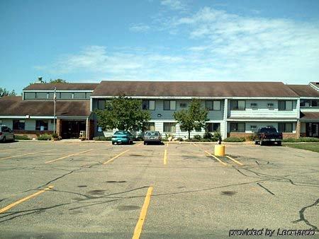 American Motel Waseca Экстерьер фото